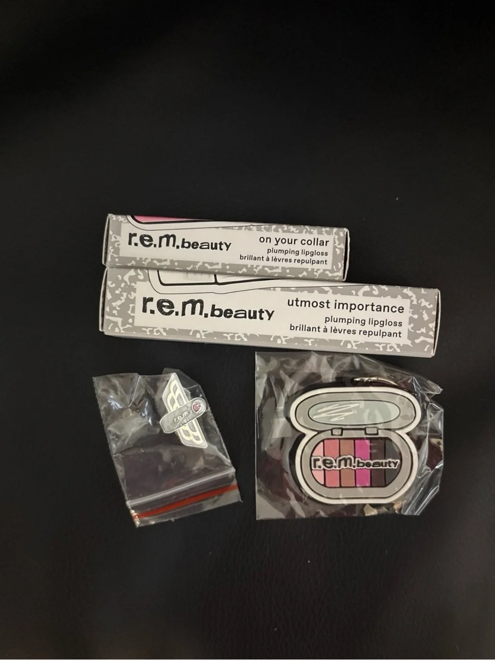 R.e.m on your TUN utmost importance , 7 rings , pin & keychain